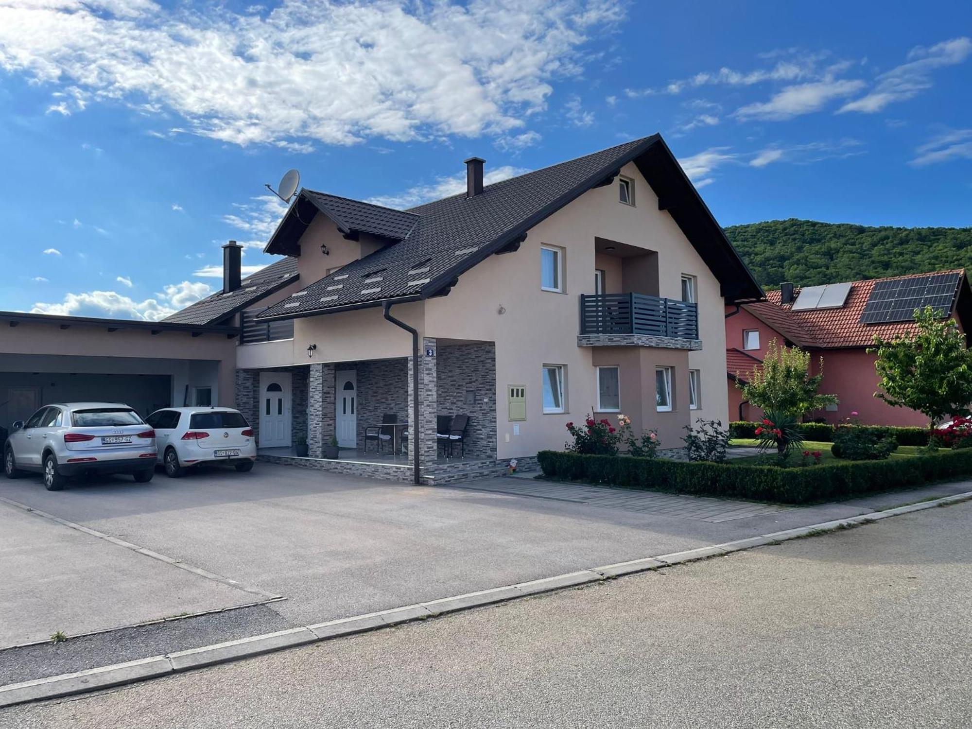 Apartman Nativis Otocac Exterior photo
